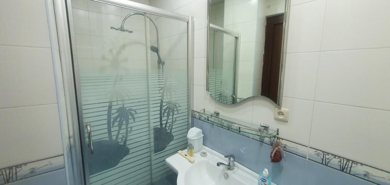 Guest House Erivan Exterior foto