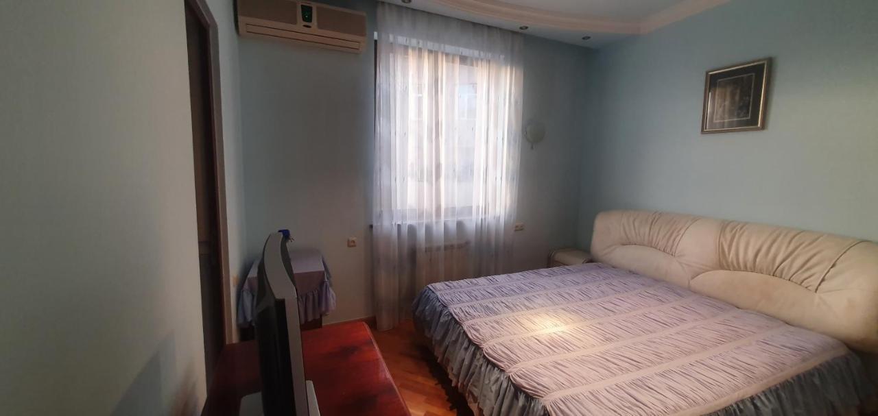 Guest House Erivan Exterior foto