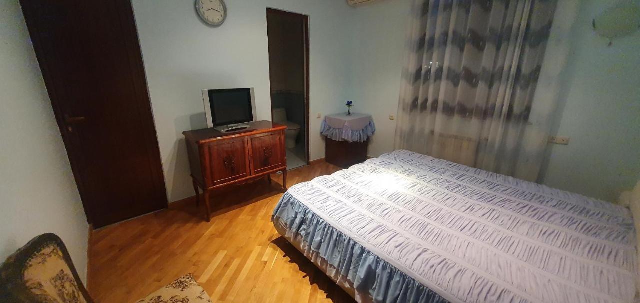 Guest House Erivan Exterior foto