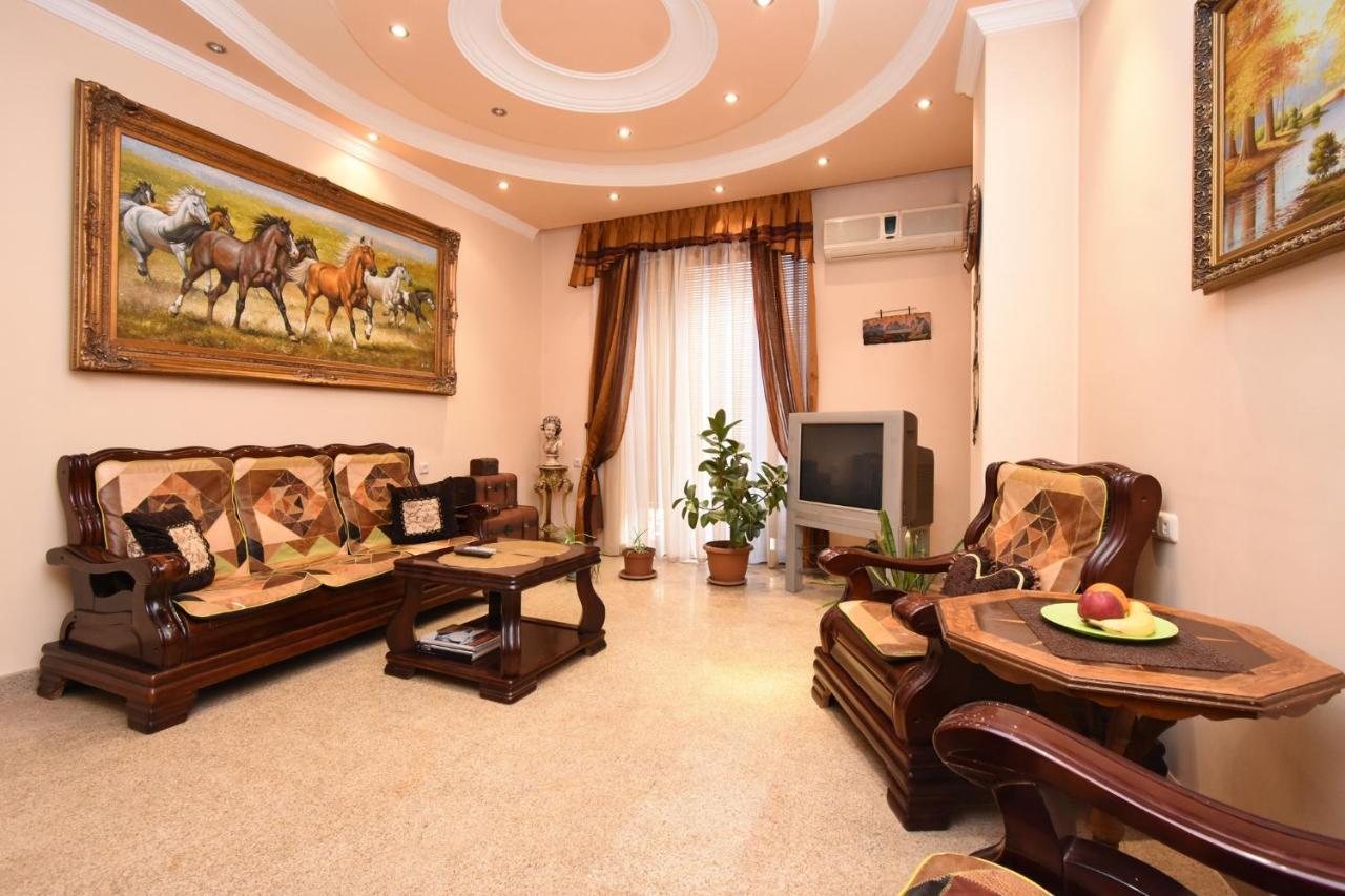 Guest House Erivan Exterior foto