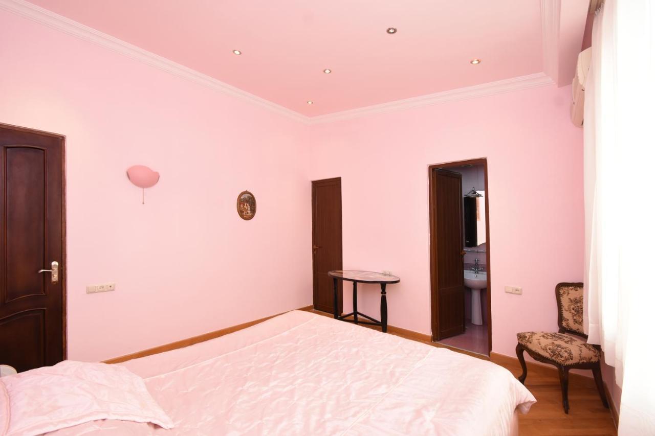 Guest House Erivan Exterior foto