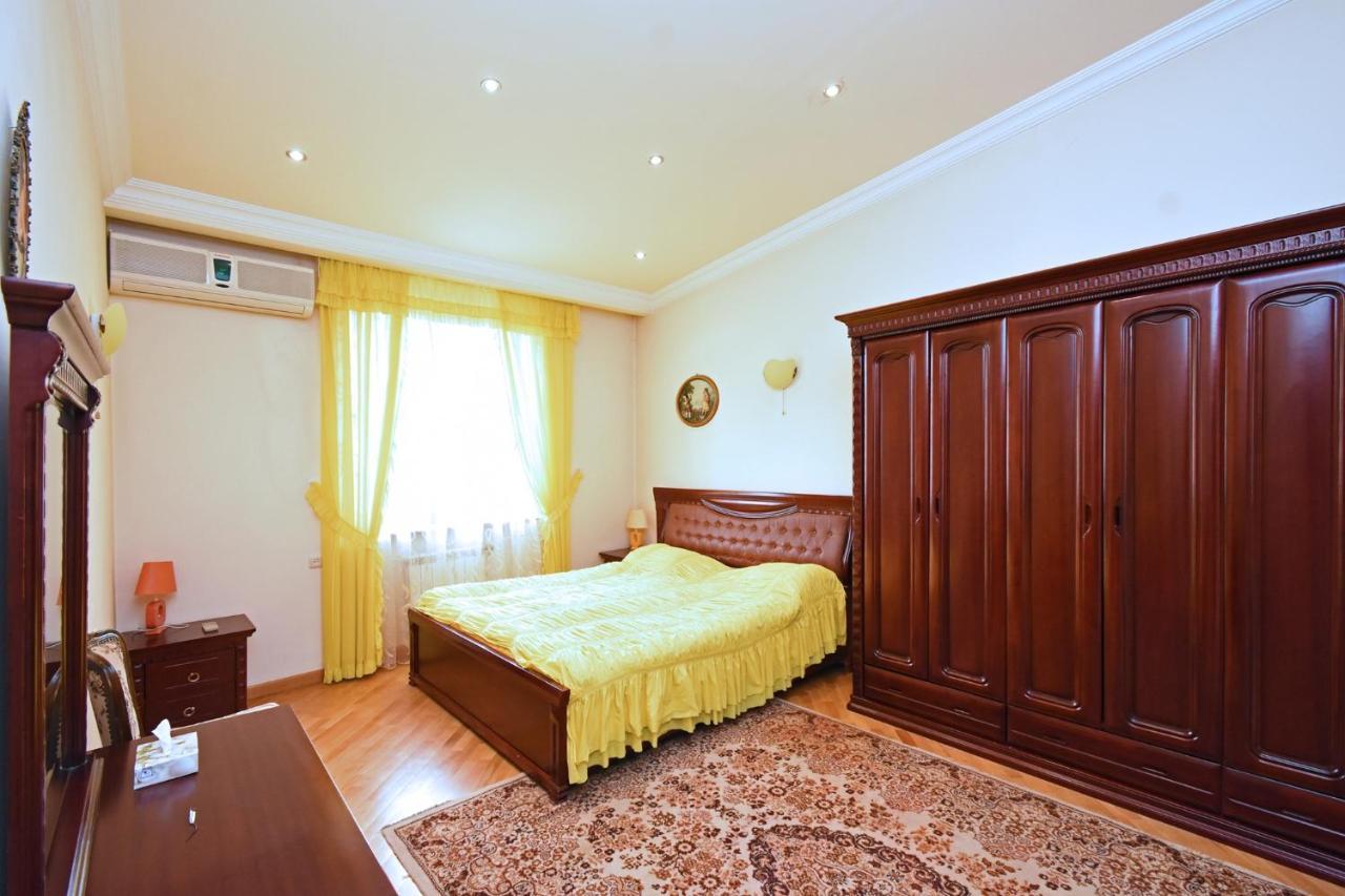 Guest House Erivan Exterior foto