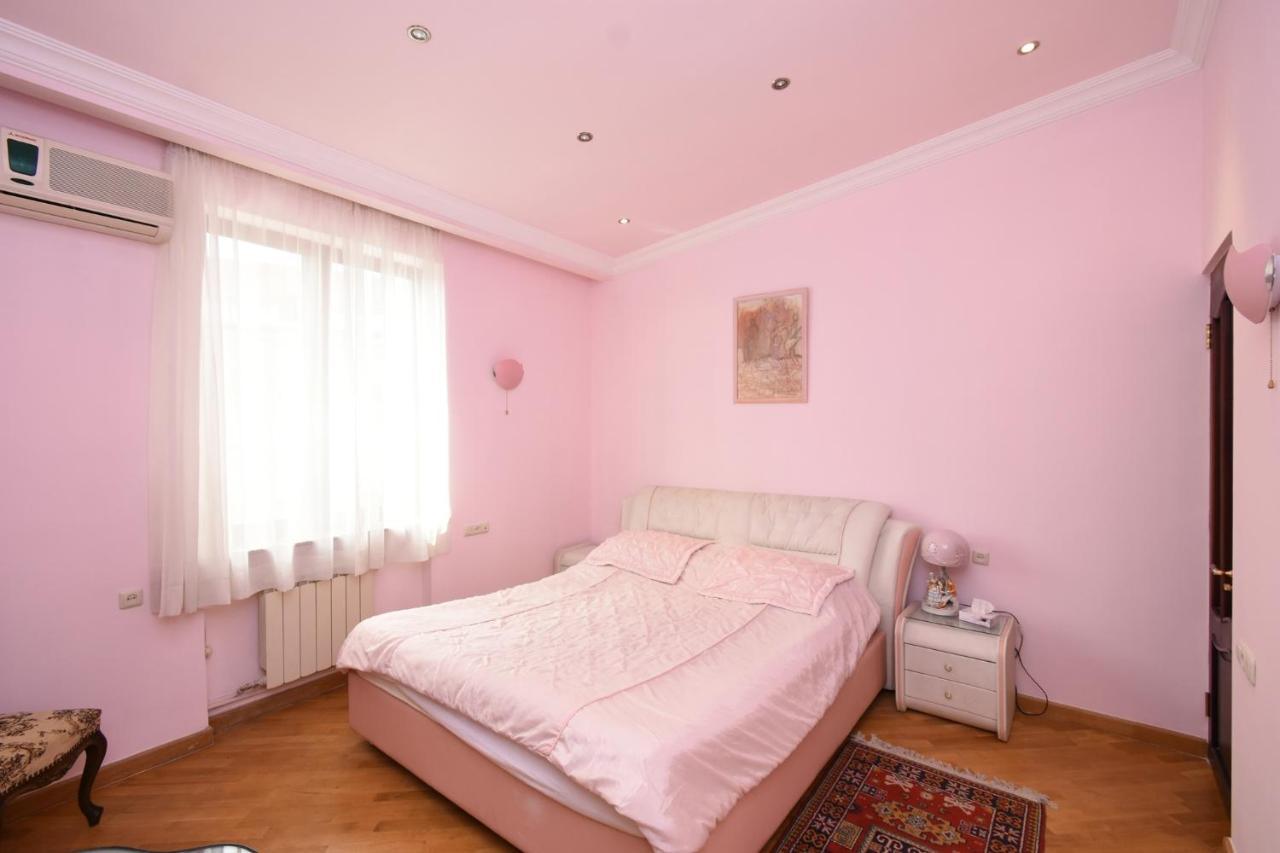 Guest House Erivan Exterior foto