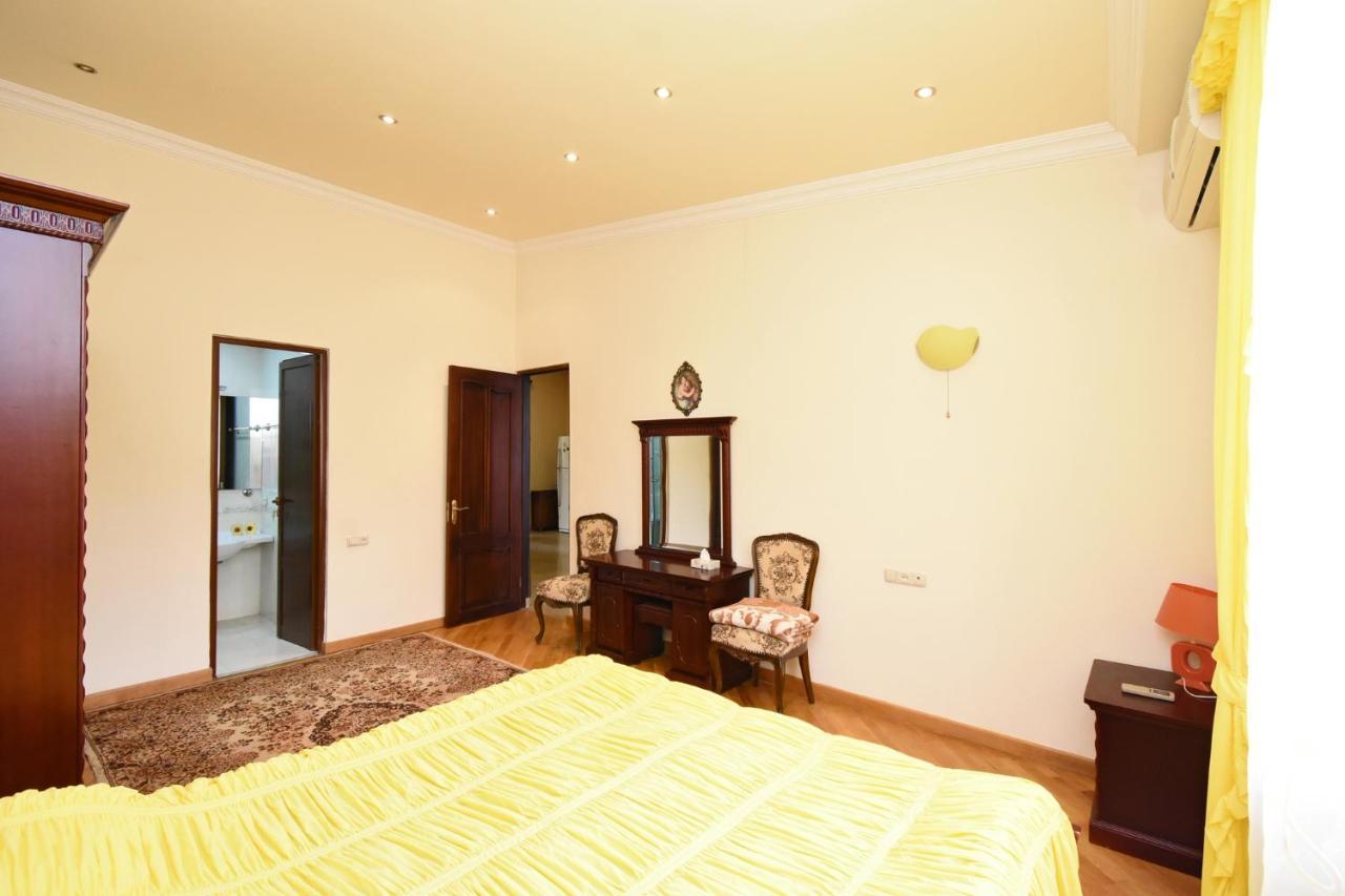 Guest House Erivan Exterior foto
